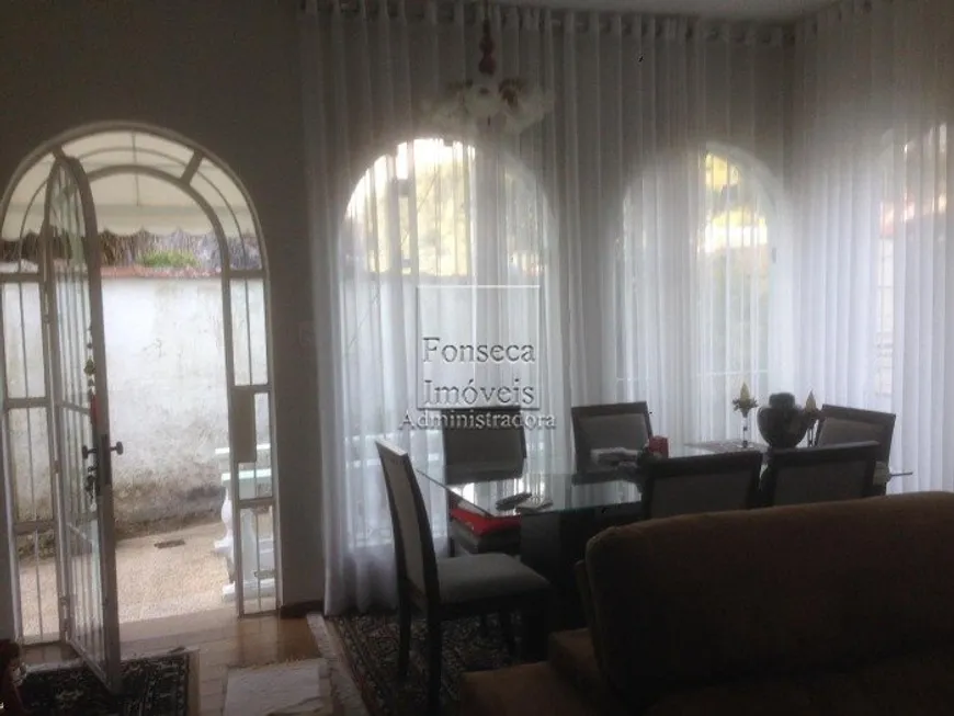 Foto 1 de Casa com 3 Quartos à venda, 131m² em Valparaiso, Petrópolis