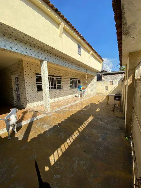Foto 1 de Casa com 3 Quartos à venda, 92m² em Mutuá, São Gonçalo
