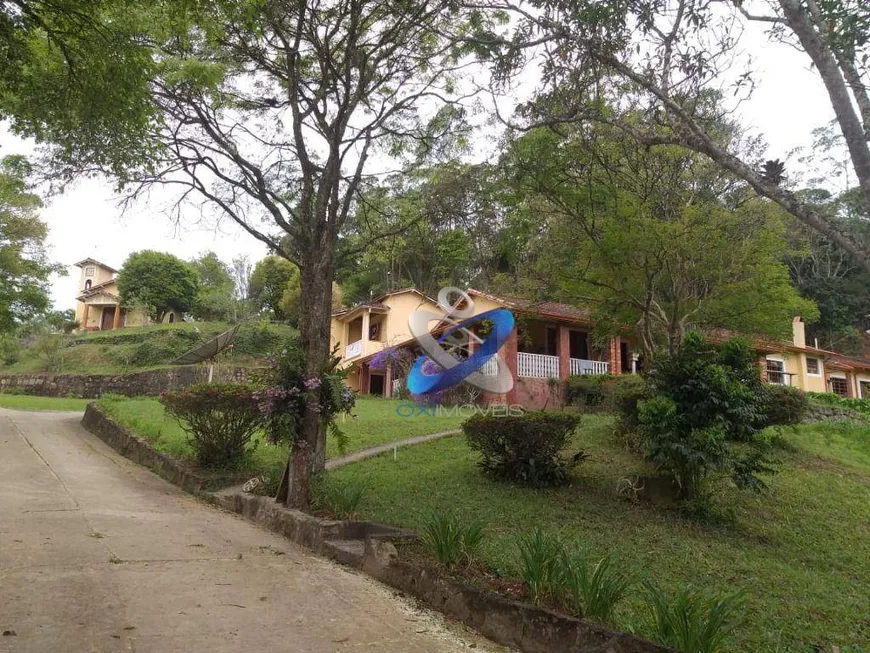 Foto 1 de Fazenda/Sítio à venda, 1616m² em Luiz Carlos, Guararema