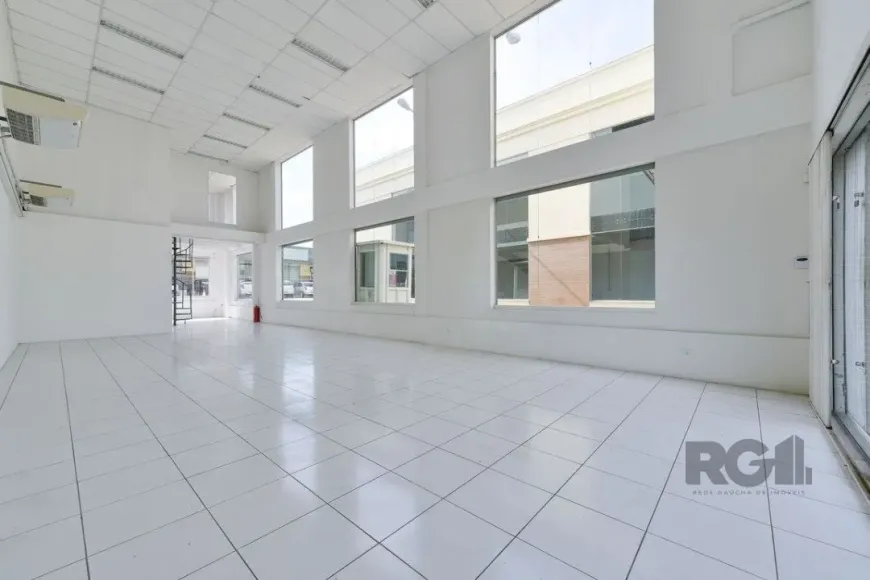 Foto 1 de Sala Comercial para alugar, 177m² em Cristal, Porto Alegre