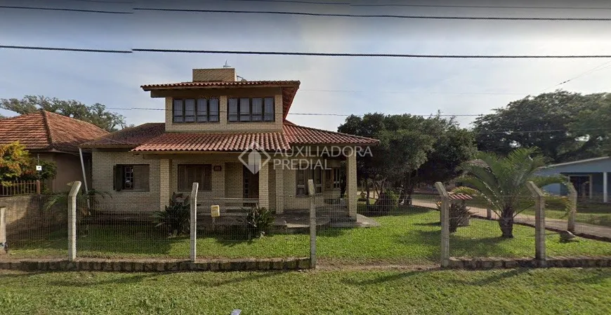 Foto 1 de Casa com 2 Quartos à venda, 220m² em Alegria, Guaíba