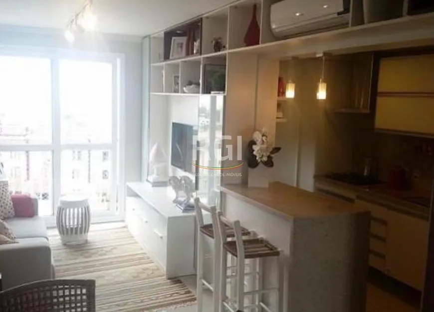 Foto 1 de Apartamento com 3 Quartos à venda, 74m² em Jardim Itú Sabará, Porto Alegre