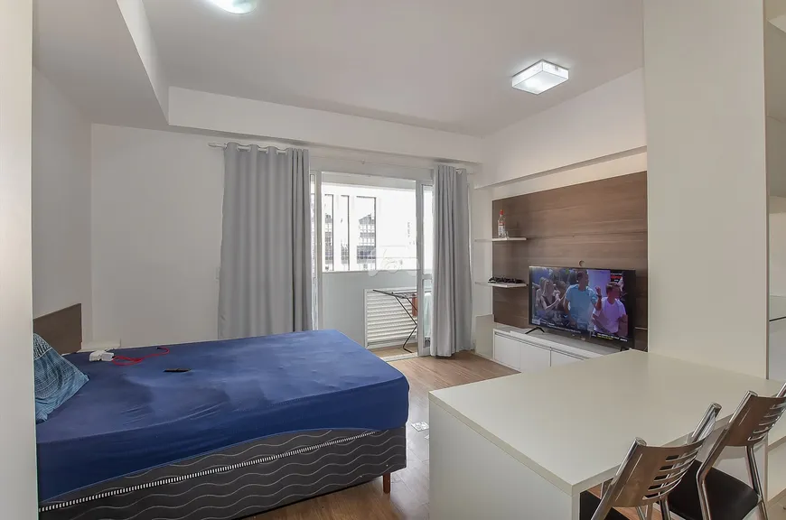 Foto 1 de Apartamento com 1 Quarto à venda, 32m² em Batel, Curitiba