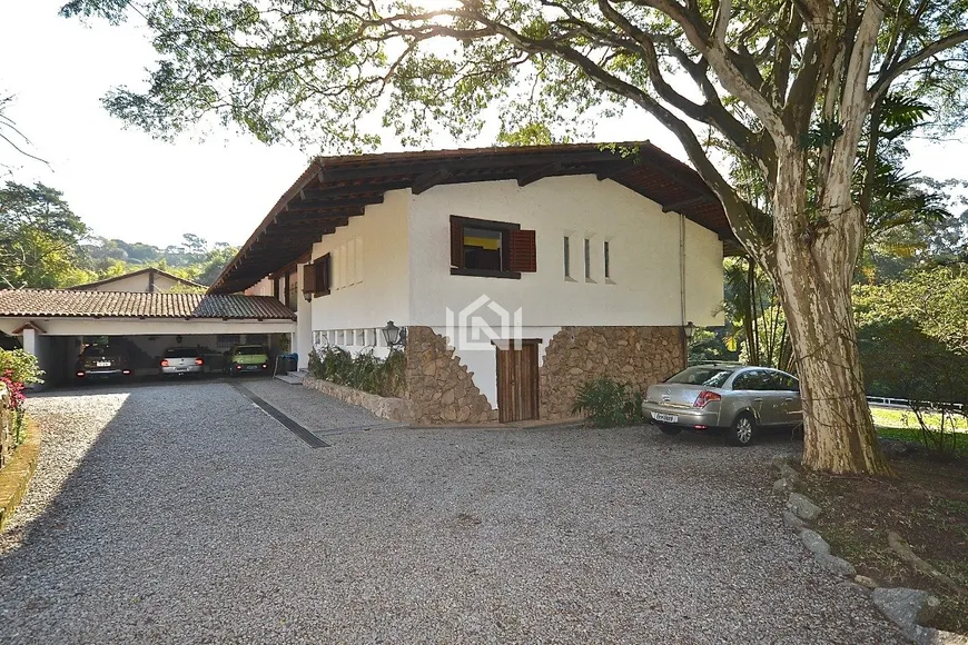 Foto 1 de Casa de Condomínio com 6 Quartos à venda, 860m² em Granja Viana, Carapicuíba