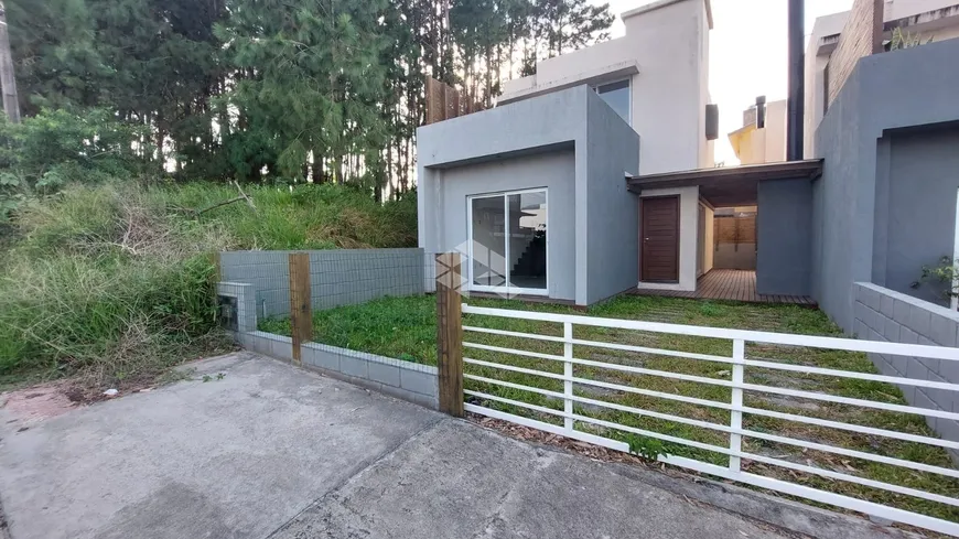 Foto 1 de Casa com 3 Quartos à venda, 96m² em Ambrósio, Garopaba