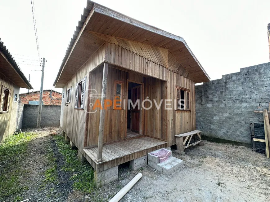 Foto 1 de Casa com 2 Quartos para alugar, 55m² em São Sebastião, Criciúma