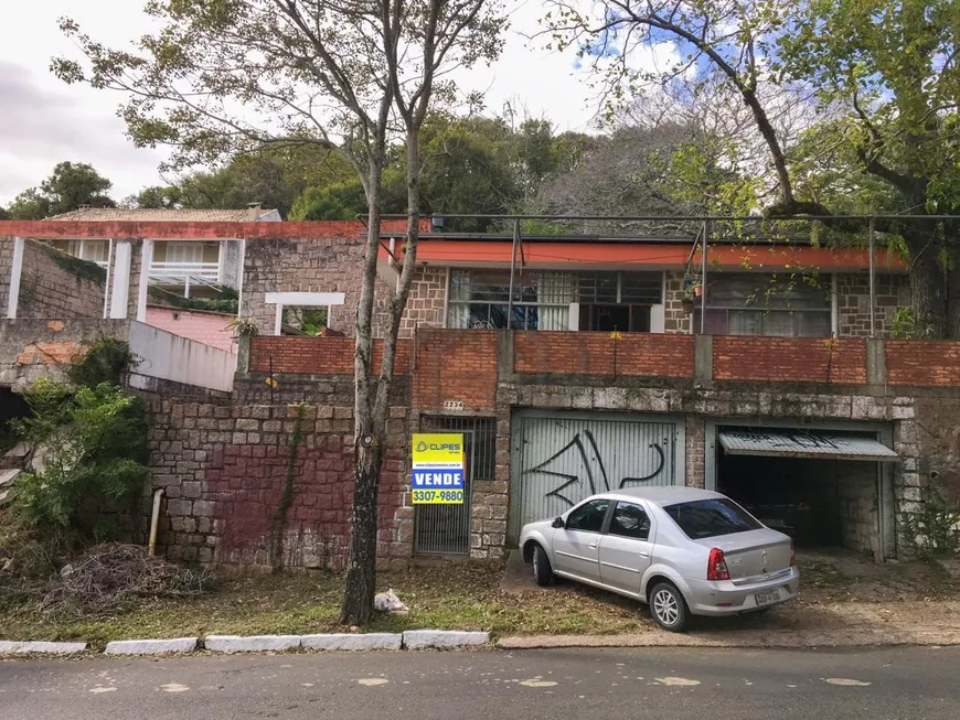 Foto 1 de Casa com 3 Quartos à venda, 1876m² em Serraria, Porto Alegre