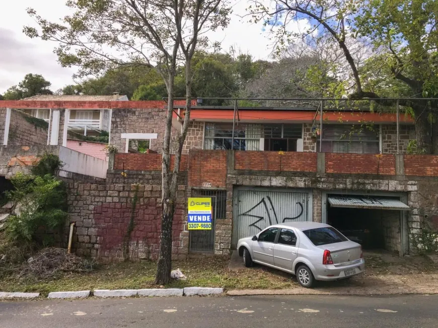 Foto 1 de Casa com 3 Quartos à venda, 1878m² em Serraria, Porto Alegre