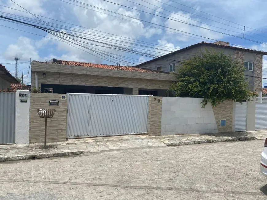 Foto 1 de Casa com 4 Quartos à venda, 200m² em João Paulo II, João Pessoa