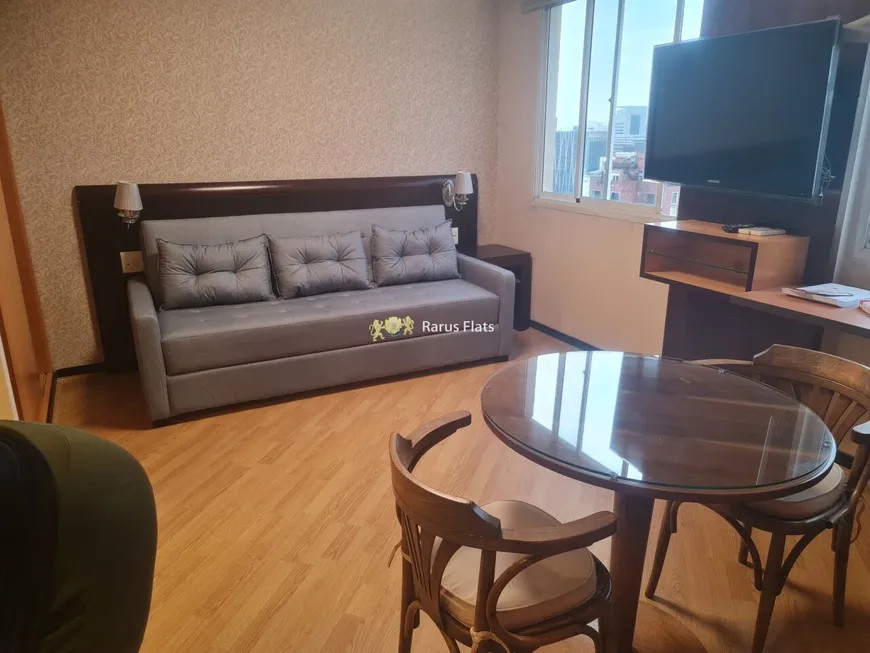 Foto 1 de Flat com 1 Quarto para alugar, 48m² em Vila Olímpia, São Paulo