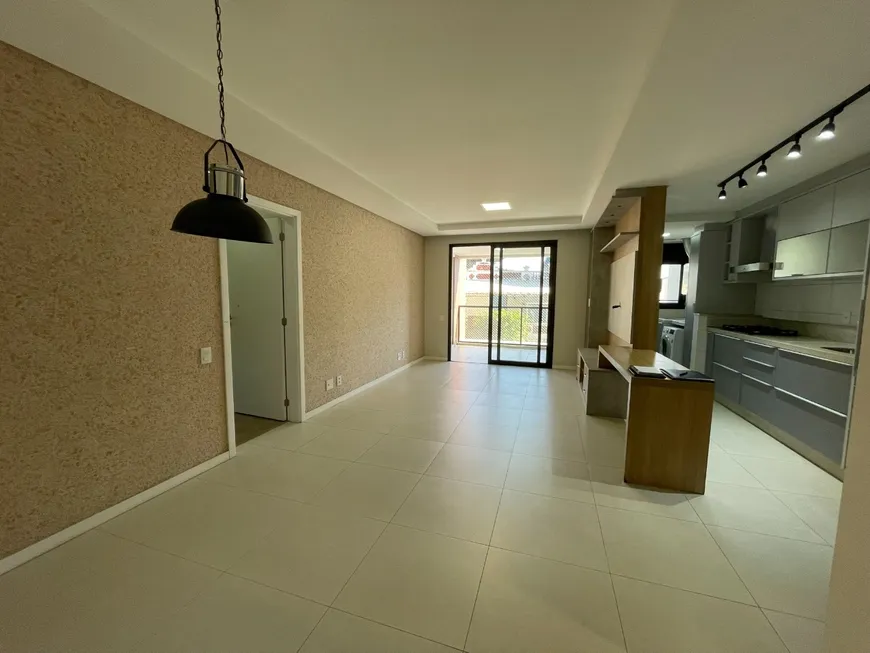 Foto 1 de Apartamento com 3 Quartos à venda, 110m² em Centro, São José