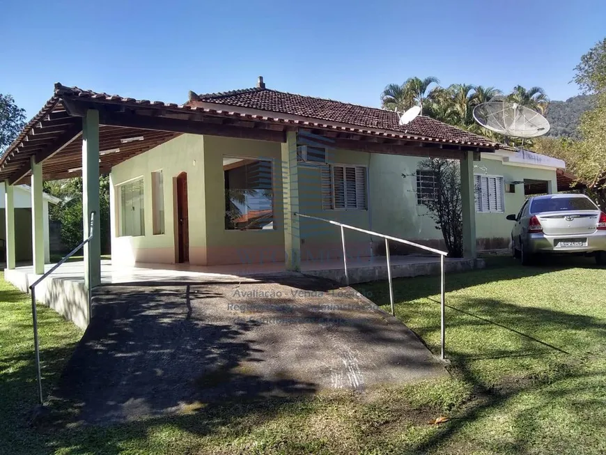 Foto 1 de Apartamento com 3 Quartos à venda, 300m² em Guaratiba, Rio de Janeiro