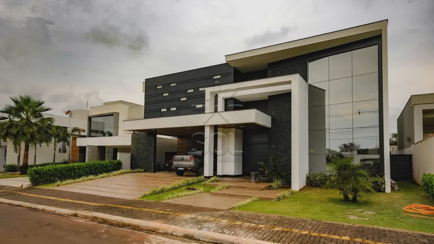 Foto 1 de Casa de Condomínio com 5 Quartos à venda, 540m² em Centro, Santa Terezinha de Itaipu