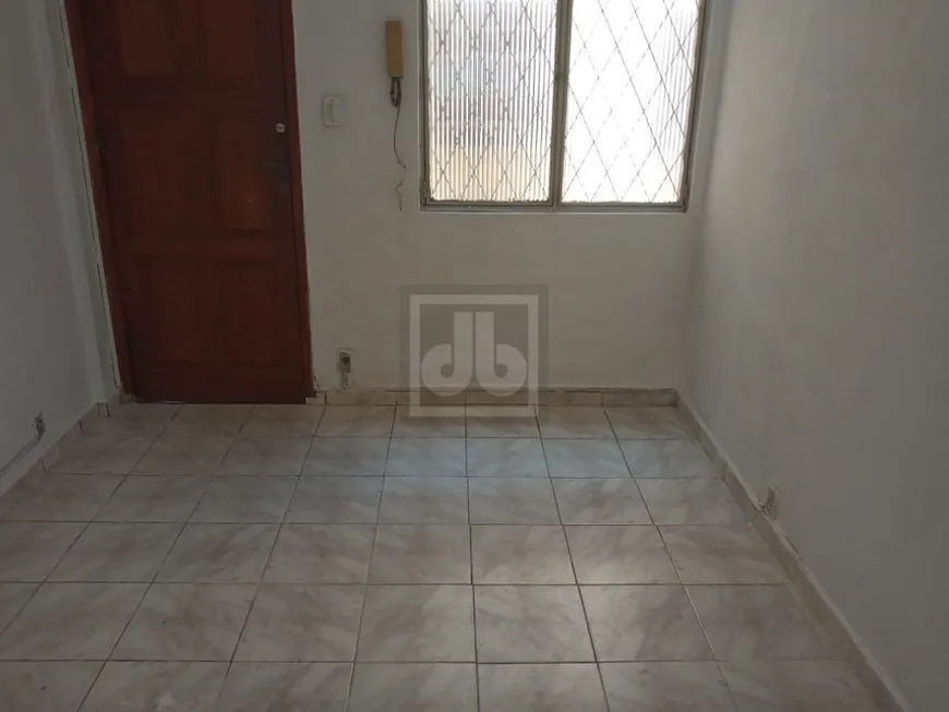 Foto 1 de Apartamento com 2 Quartos à venda, 43m² em Cascadura, Rio de Janeiro