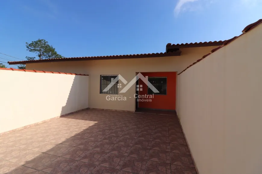 Foto 1 de Casa com 2 Quartos à venda, 68m² em Estancia Antonio Novaes, Peruíbe