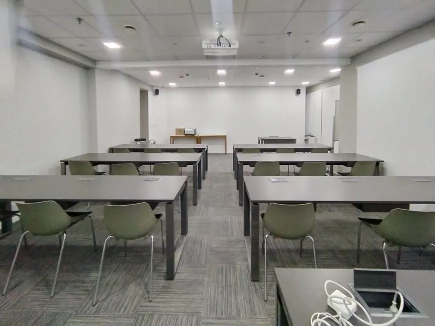 Foto 1 de Sala Comercial para venda ou aluguel, 170m² em Consolação, São Paulo