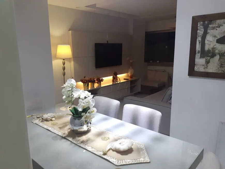 Foto 1 de Apartamento com 3 Quartos à venda, 70m² em Espinheiro, Recife