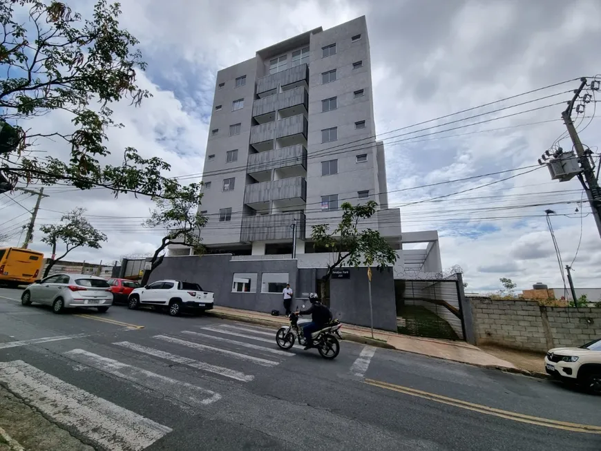 Foto 1 de Apartamento com 2 Quartos à venda, 65m² em Cabral, Contagem