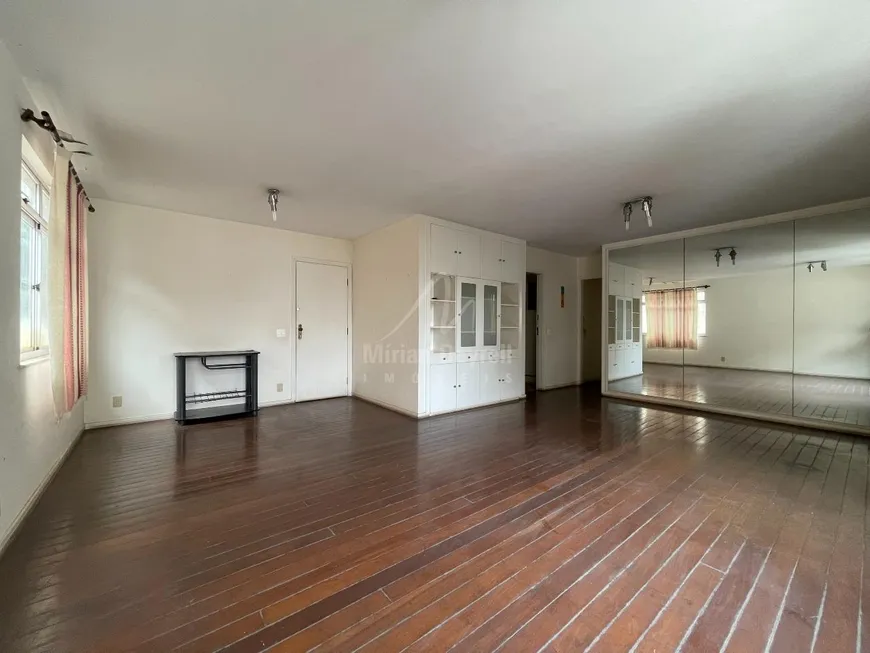 Foto 1 de Apartamento com 4 Quartos à venda, 138m² em Santo Antônio, Belo Horizonte