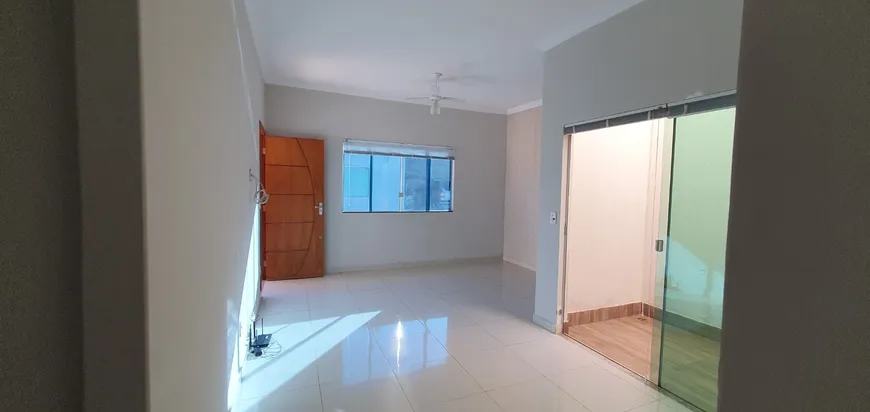 Foto 1 de Casa de Condomínio com 3 Quartos à venda, 70m² em Alto Umuarama, Uberlândia