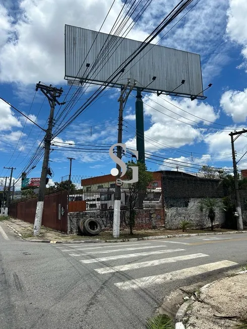 Foto 1 de Lote/Terreno à venda, 1580m² em Remédios, Osasco