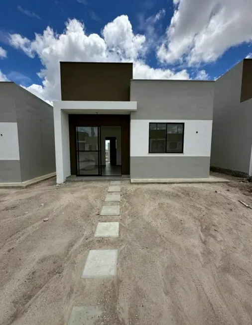 Foto 1 de Casa com 2 Quartos à venda, 59m² em Papagaio, Feira de Santana