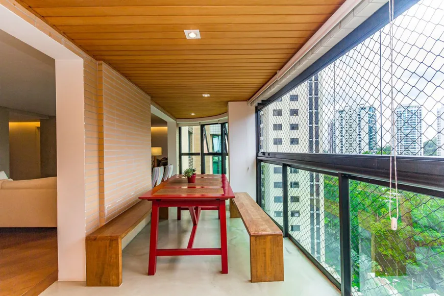 Foto 1 de Apartamento com 3 Quartos à venda, 160m² em Jardim Morumbi, São Paulo