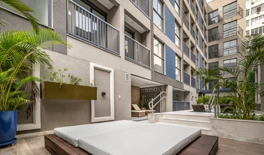 Foto 1 de Apartamento com 2 Quartos à venda, 69m² em Centro, Rio de Janeiro