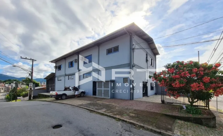 Foto 1 de Galpão/Depósito/Armazém à venda, 376m² em Salto Weissbach, Blumenau