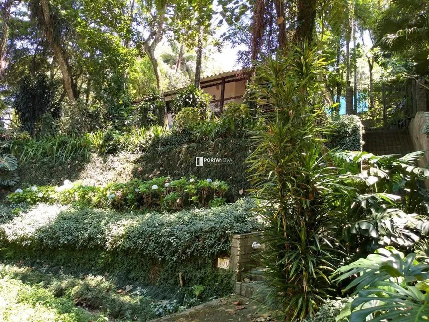 Foto 1 de Casa com 3 Quartos à venda, 311m² em Bosque Do Embu, Embu das Artes