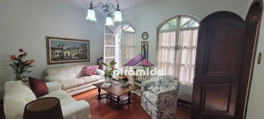 Foto 1 de Casa com 2 Quartos à venda, 90m² em Vila Betânia, São José dos Campos