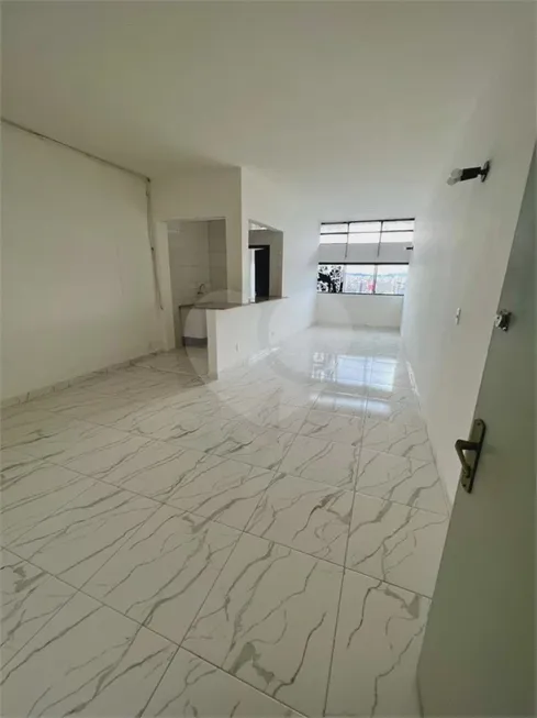 Foto 1 de Apartamento com 1 Quarto à venda, 38m² em República, São Paulo