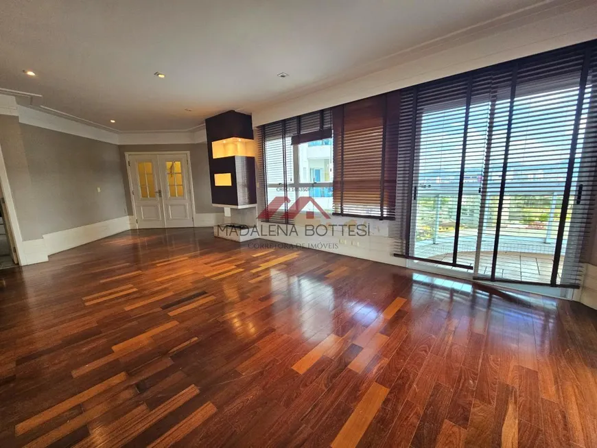 Foto 1 de Apartamento com 4 Quartos para alugar, 226m² em Vila Oliveira, Mogi das Cruzes