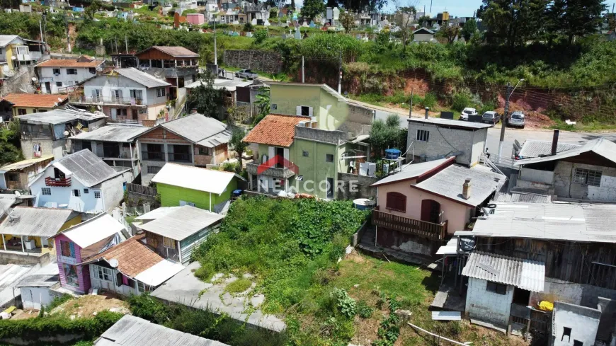 Foto 1 de Casa com 6 Quartos à venda, 180m² em Vila Sodipe, Campos do Jordão