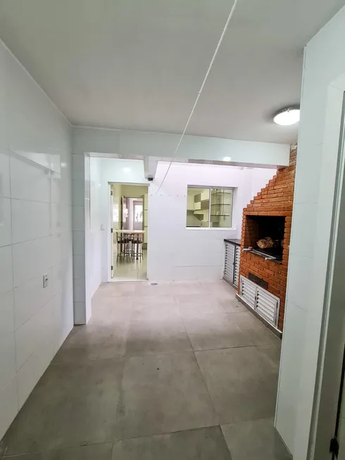 Foto 1 de Casa de Condomínio com 3 Quartos à venda, 140m² em Vila Carbone, São Paulo