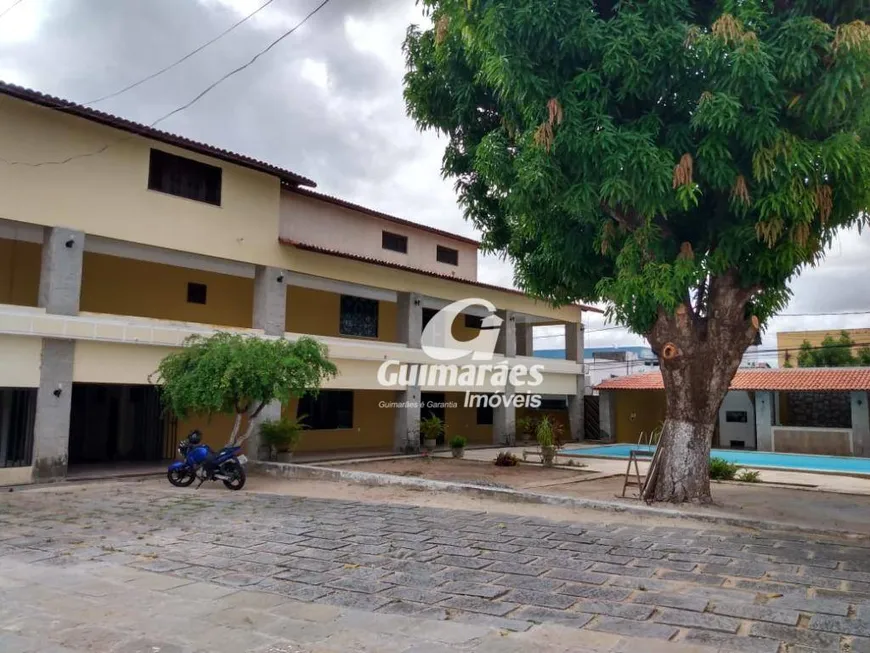 Foto 1 de Casa com 22 Quartos à venda, 1800m² em Montese, Fortaleza