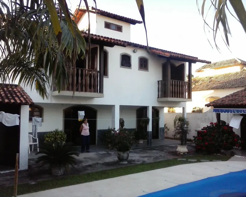 Foto 1 de Casa com 4 Quartos à venda, 296m² em Porto da Roca I, Saquarema