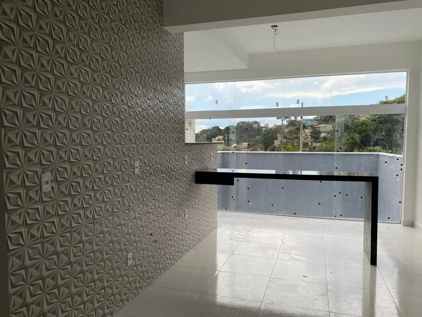 Foto 1 de Casa com 3 Quartos à venda, 110m² em Camargos, Ibirite