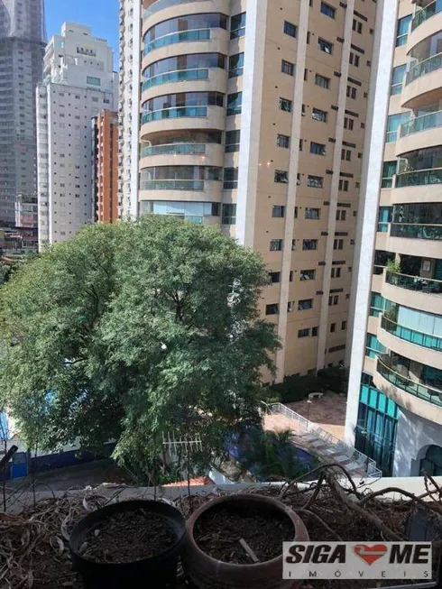 Foto 1 de Apartamento com 4 Quartos à venda, 450m² em Moema, São Paulo
