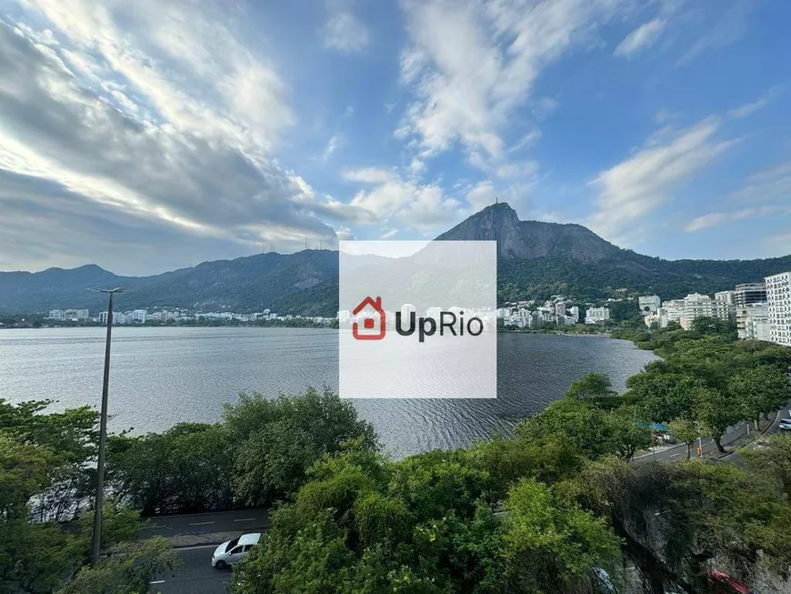 Foto 1 de Apartamento com 2 Quartos à venda, 58m² em Lagoa, Rio de Janeiro