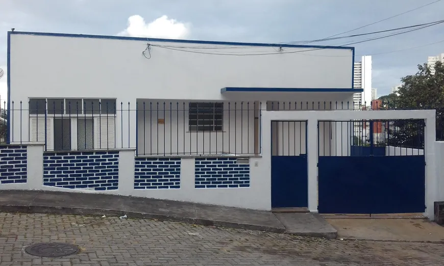 Foto 1 de Sobrado com 6 Quartos à venda, 345m² em Acupe de Brotas, Salvador