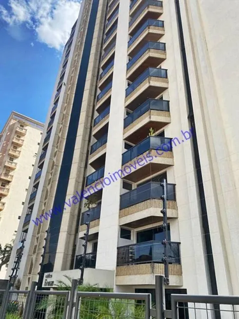 Foto 1 de Apartamento com 3 Quartos à venda, 226m² em Centro, Americana