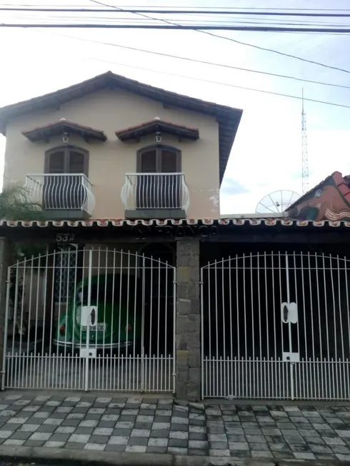 Foto 1 de Sobrado com 3 Quartos à venda, 197m² em Cidade Jardim, Jacareí