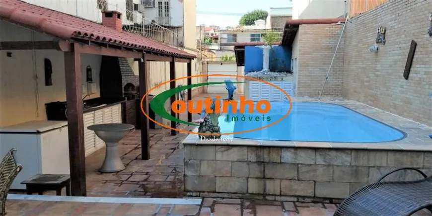 Foto 1 de Casa com 3 Quartos à venda, 308m² em Alto da Boa Vista, Rio de Janeiro