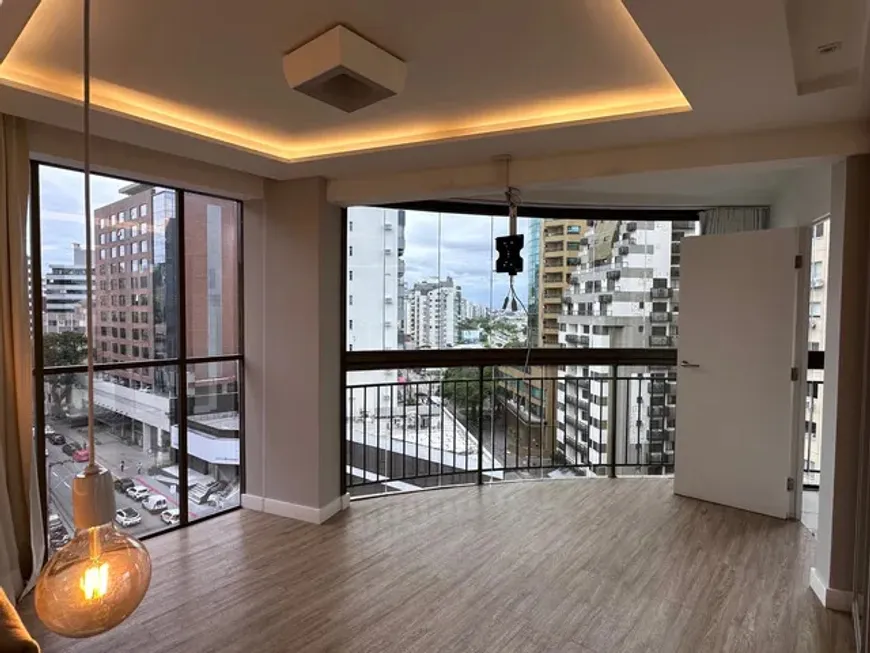 Foto 1 de Apartamento com 2 Quartos à venda, 95m² em Agronômica, Florianópolis