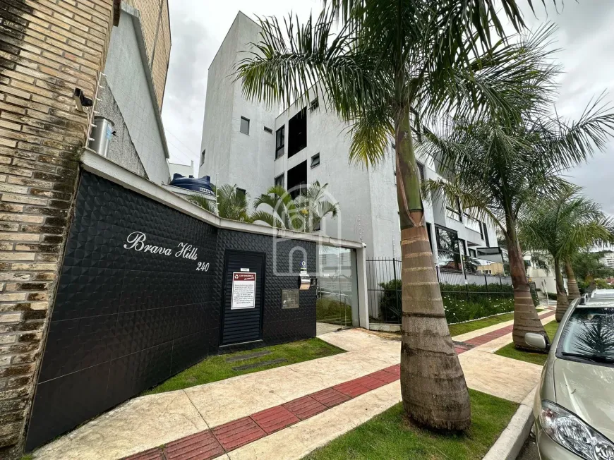 Foto 1 de Apartamento com 2 Quartos à venda, 74m² em Praia dos Amores, Balneário Camboriú