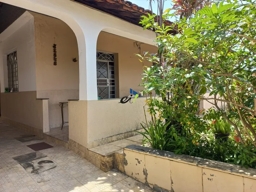 Foto 1 de Casa com 4 Quartos à venda, 186m² em Jardim Leblon, Belo Horizonte