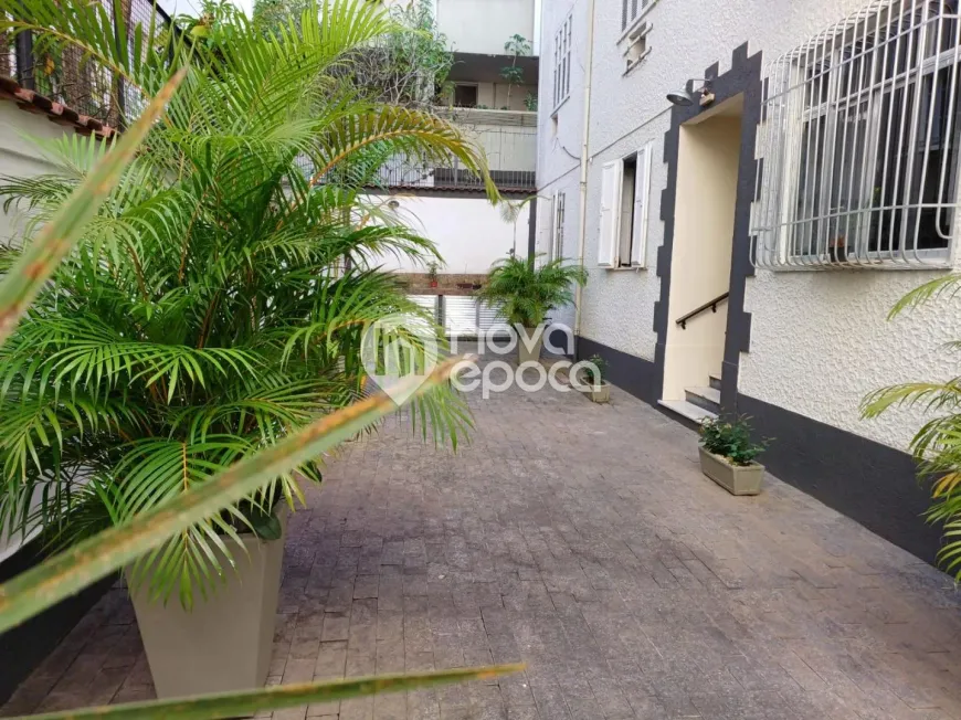 Foto 1 de Apartamento com 2 Quartos à venda, 70m² em Jardim Botânico, Rio de Janeiro