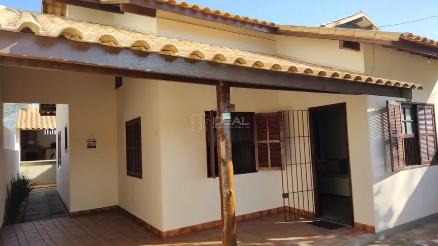 Foto 1 de Casa com 3 Quartos à venda, 85m² em Grussaí, São João da Barra