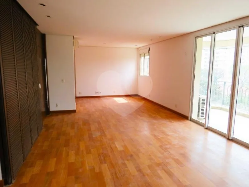 Foto 1 de Apartamento com 4 Quartos à venda, 193m² em Campo Belo, São Paulo